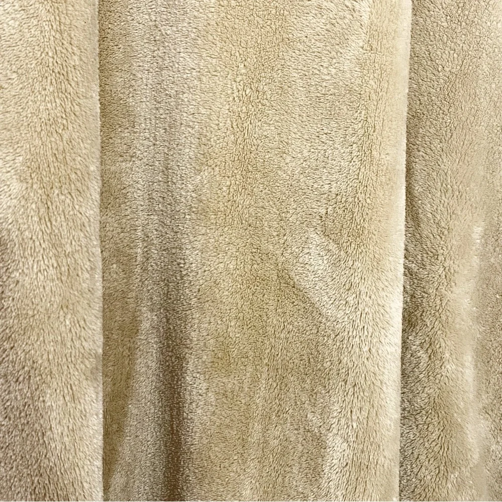 HB Heavy Plush Large 28” X 40” Tan Bear Animal Cozy Childs Blanket Hooded Towel